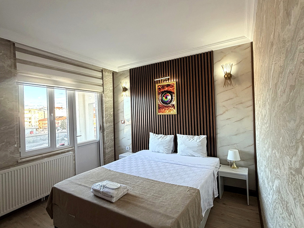 Koç Otel Karasu Galeri 33