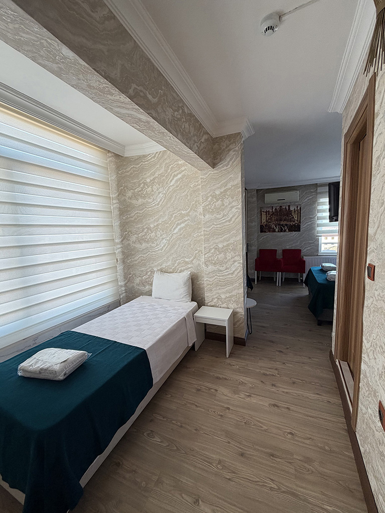 Koç Otel Karasu Galeri 34
