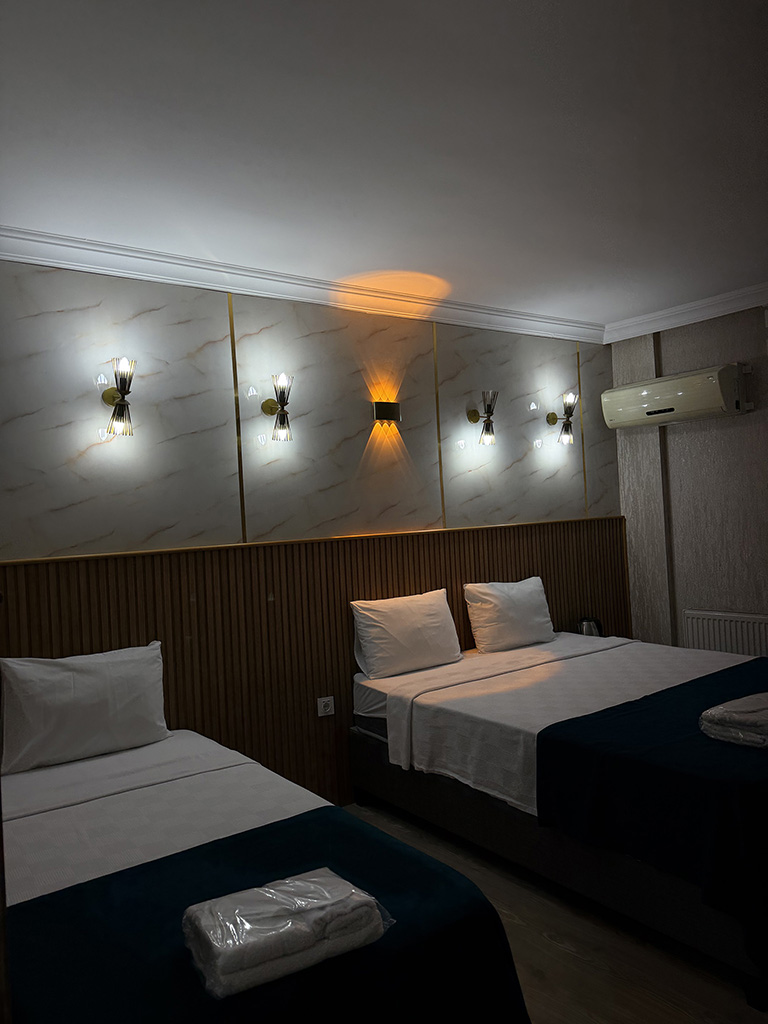 Koç Otel Karasu Galeri 52