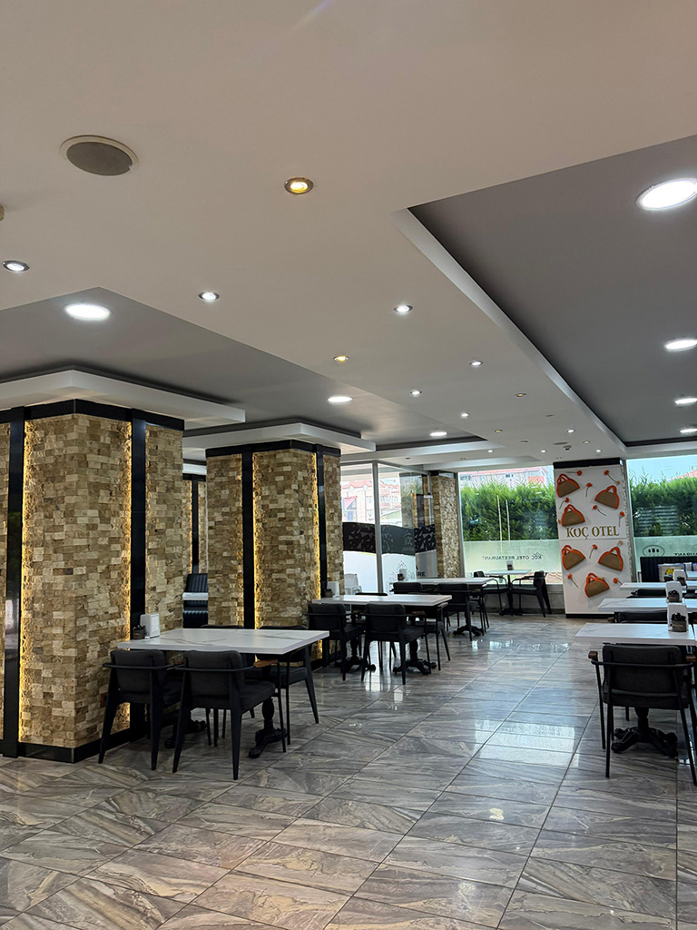 Koç Otel Karasu Galeri 70